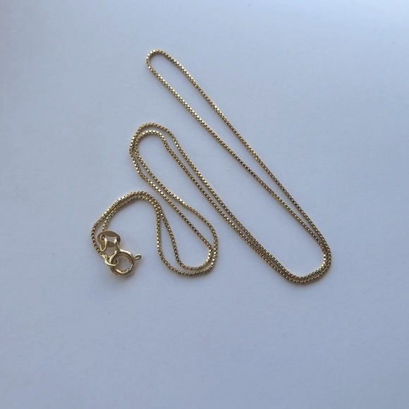 14K Yellow Gold Plated Sterling Silver Box Chain 18" - Picture 6 of 9